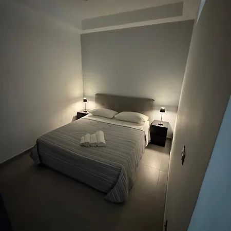 Sistra * 卡塔尼亚